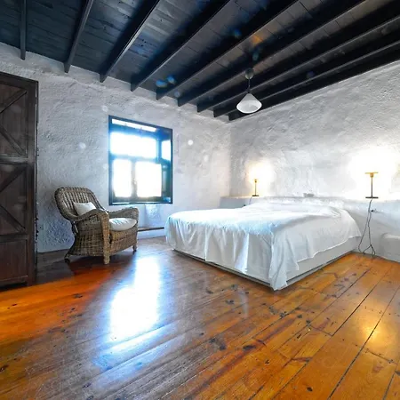 Luxe Ecovilla Listan Vila *
