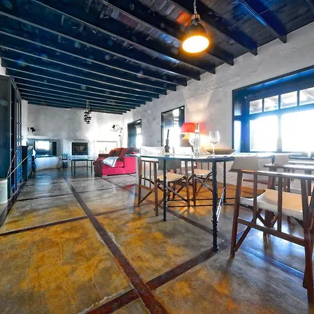 Vila Luxe Ecovilla Listan Uga